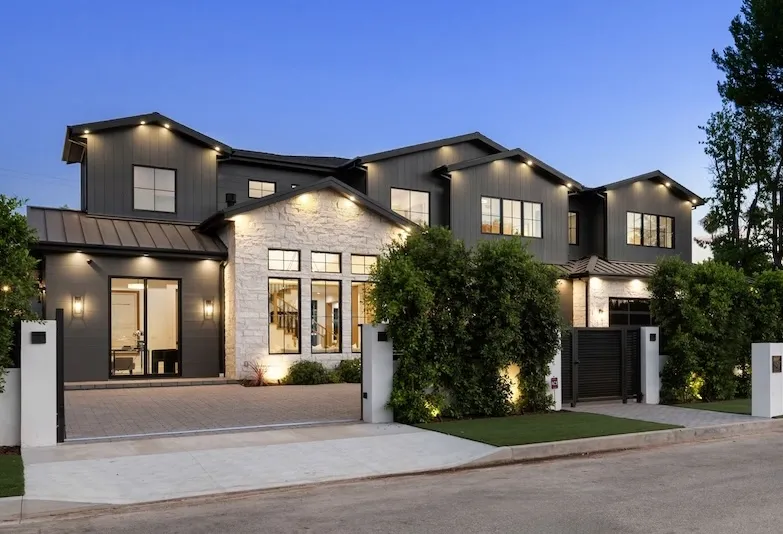 Why Invest in Middleburg